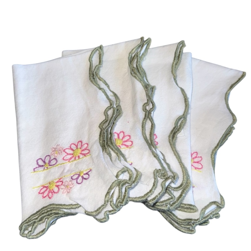 Hand Embroidered CUSTOM MONOGRAM Floral Table Napkins